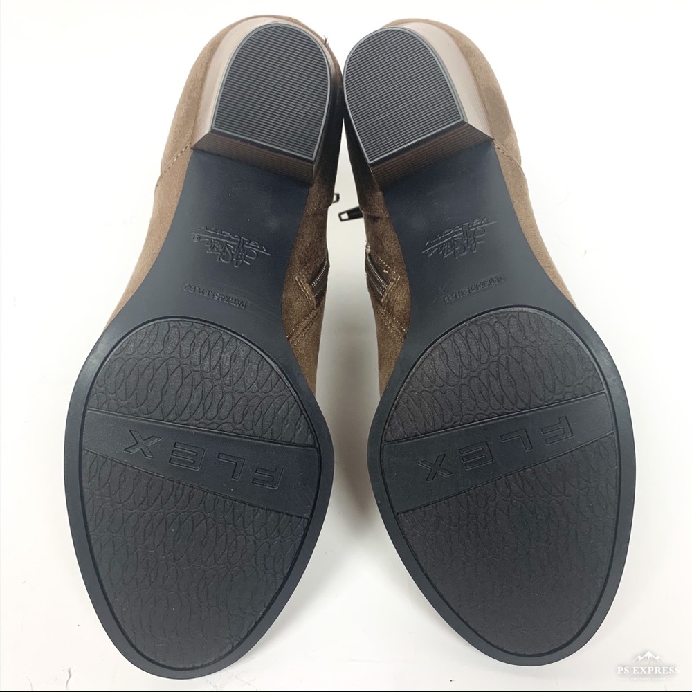 Life Stride | NIB Jezebel Bootie in Tan - Picture 7 of 8